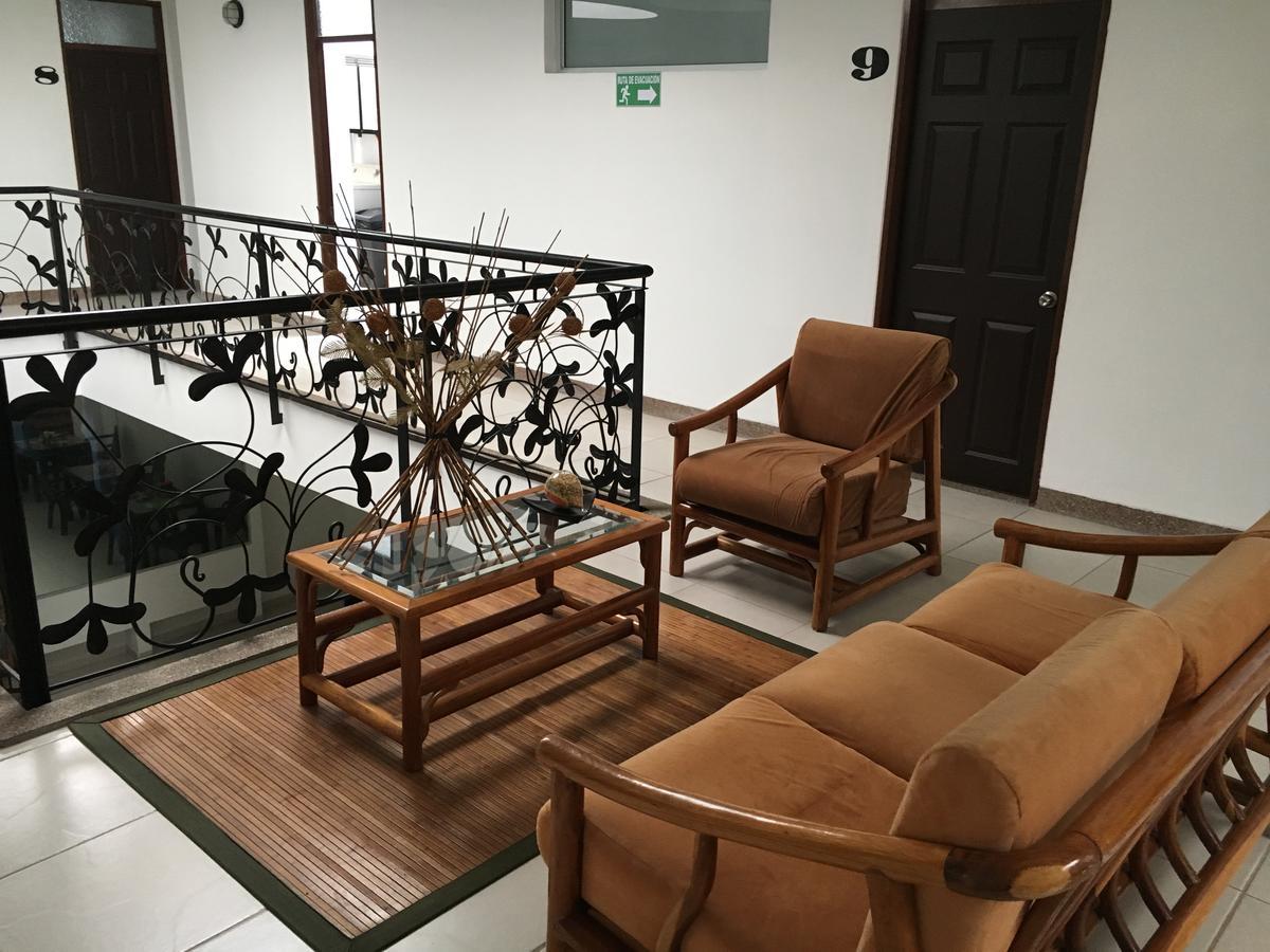 Hotel Meson De Las Flores Armenia  Exterior photo